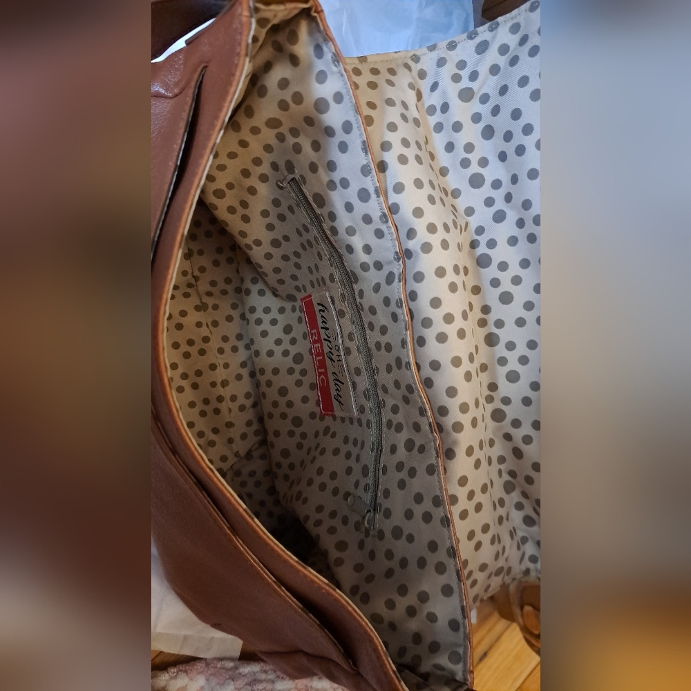 Relic Colorblock Shoulder Bag. Retro Look. Adjustable Strap. - Picture 12 of 13